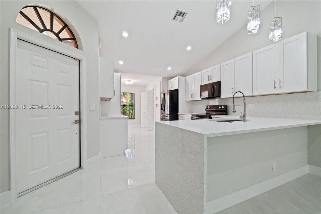 22665 Meridiana Dr, Boca Raton, FL 33433 Photo