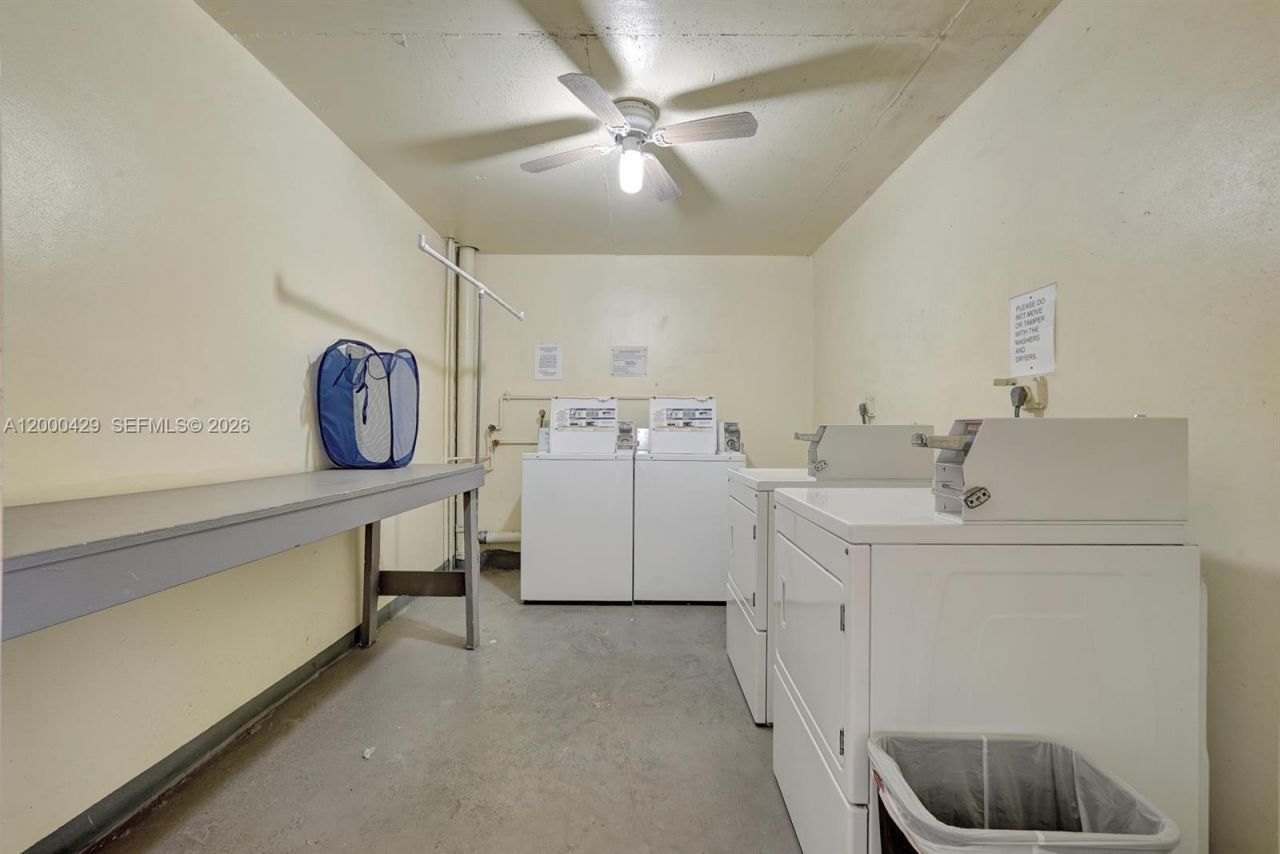 2145 Pierce St, Unit 326, Hollywood, FL 33020 Photo