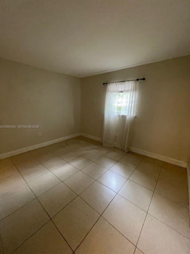 8601 SW 68th Ct, Unit 4, Pinecrest, FL 33156 Photo