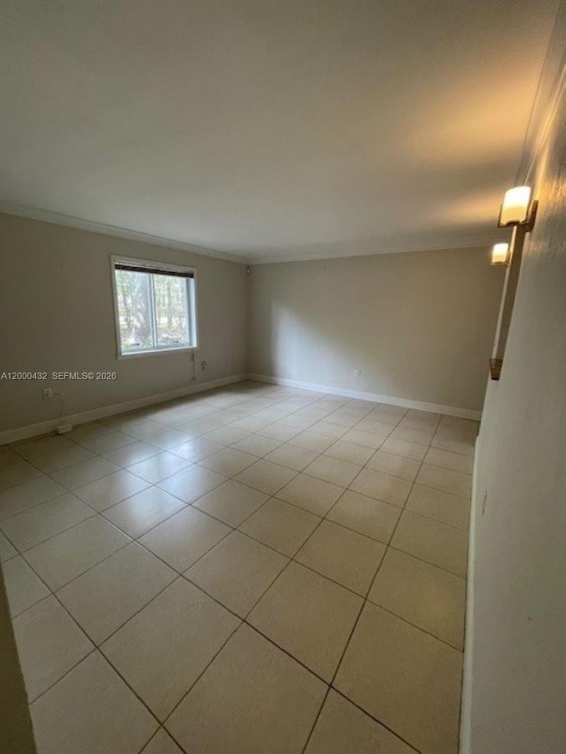 8601 SW 68th Ct, Unit 4, Pinecrest, FL 33156 Photo