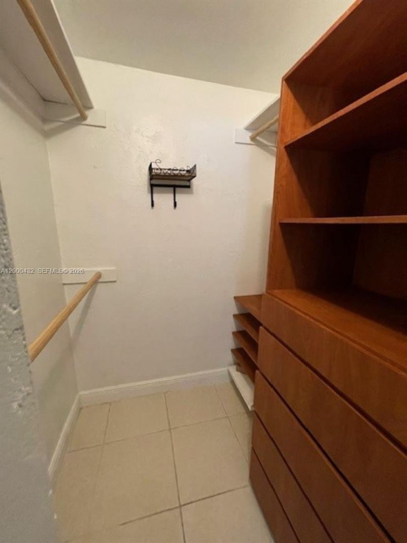 8601 SW 68th Ct, Unit 4, Pinecrest, FL 33156 Photo