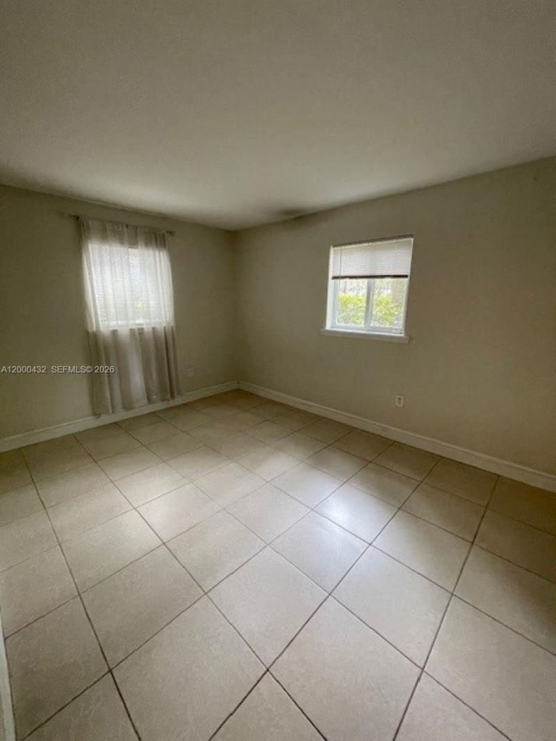 8601 SW 68th Ct, Unit 4, Pinecrest, FL 33156 Photo