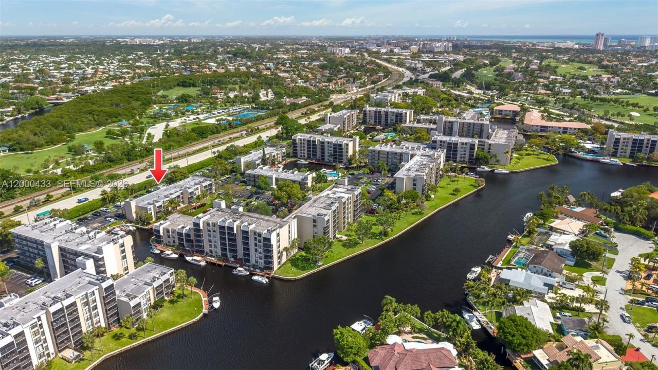 16 Royal Palm Way, Unit 205, Boca Raton, FL 33432 Photo