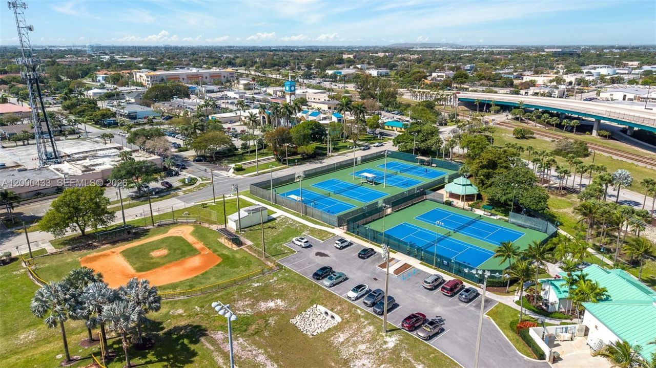 16 Royal Palm Way, Unit 205, Boca Raton, FL 33432 Photo