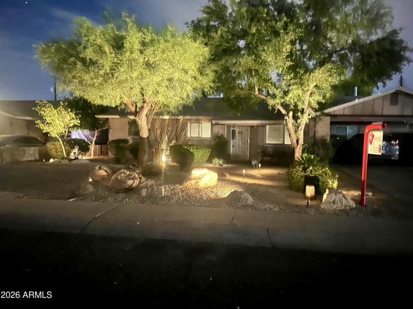 3612 W PALMAIRE Avenue, Phoenix, AZ 85051