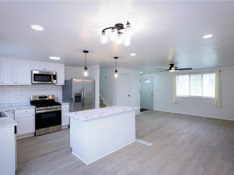 3539 Dunstan Drive NW, Warren, OH 44485 Photo 4