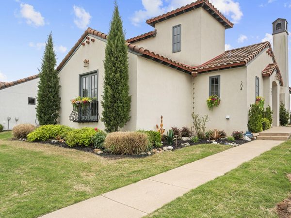 447300 Grottos Loop , Unit 204 & 301, Vinita, OK 74301