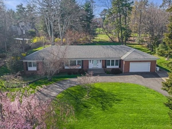 5 Edgehill Rd, West Orange, NJ 07052