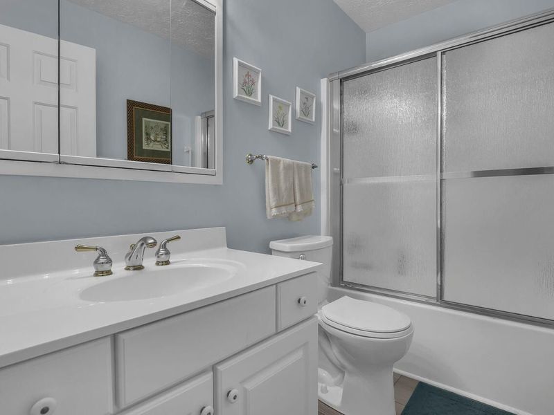 384 Bishop Drive, London, OH 43140 Photo 15