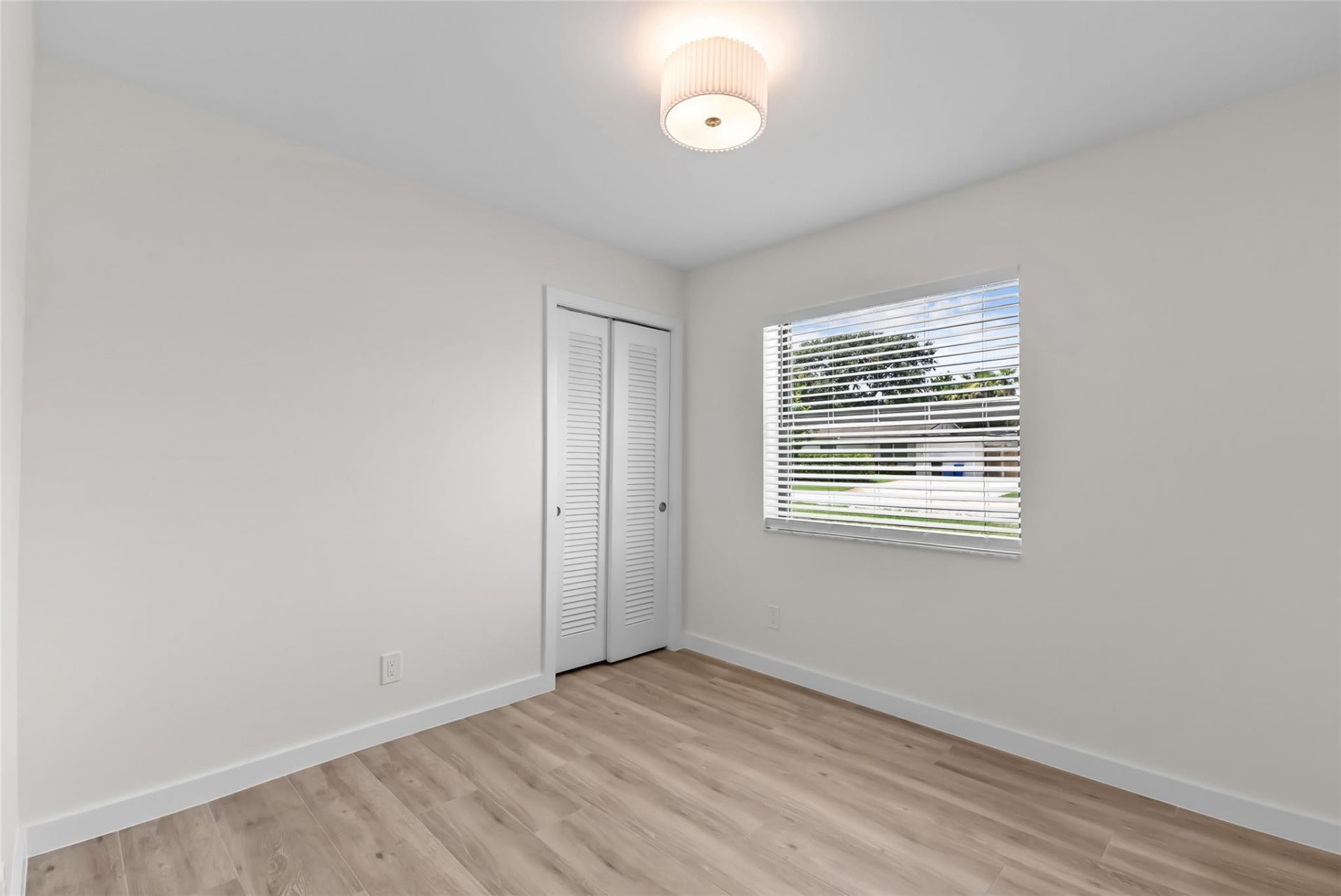 908 Lighthouse Drive, North Palm Beach, FL 33408 Photo