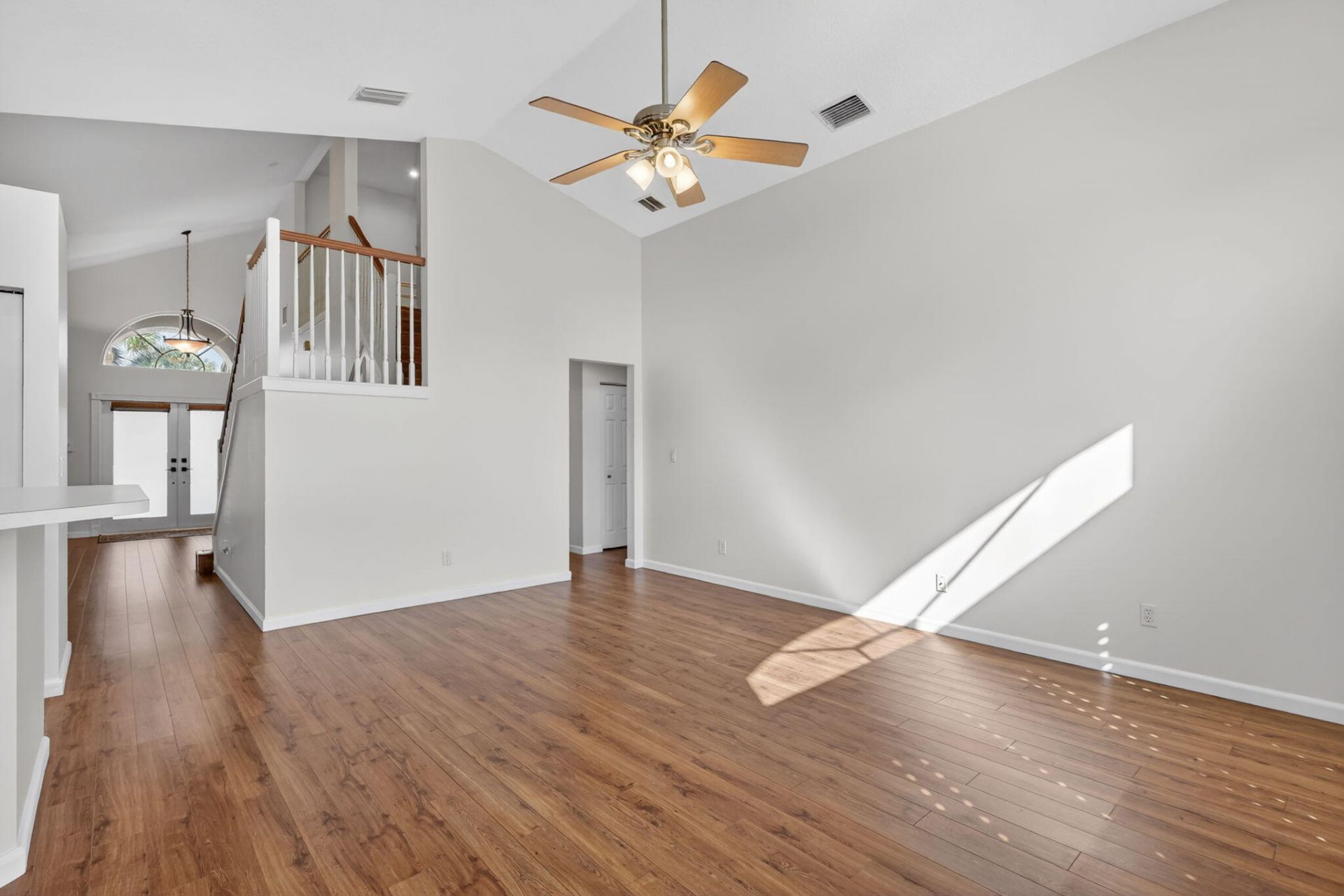 1021 SE Westminster Place, Stuart, FL 34997 Photo