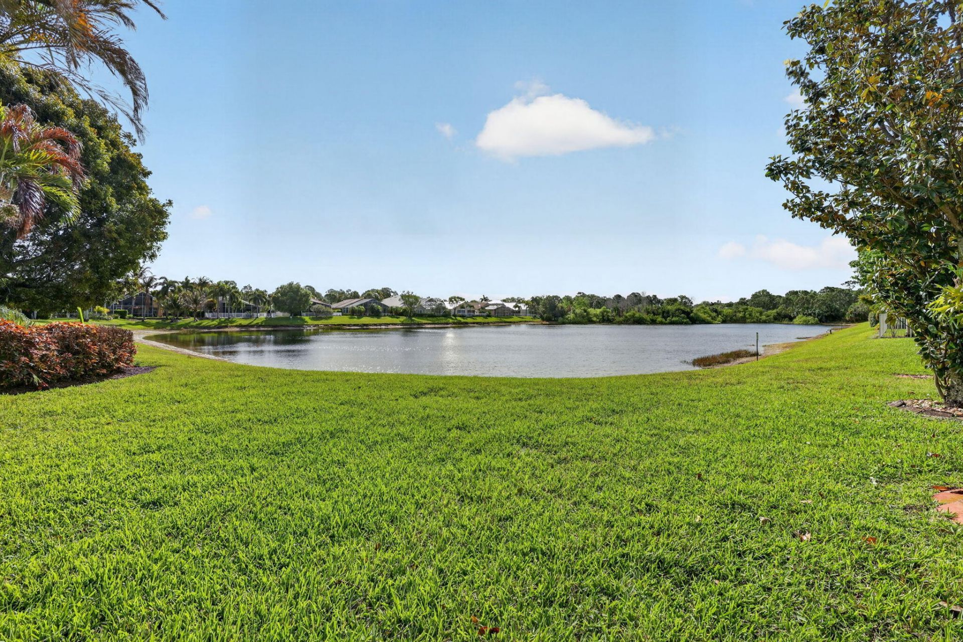 1021 SE Westminster Place, Stuart, FL 34997 Photo