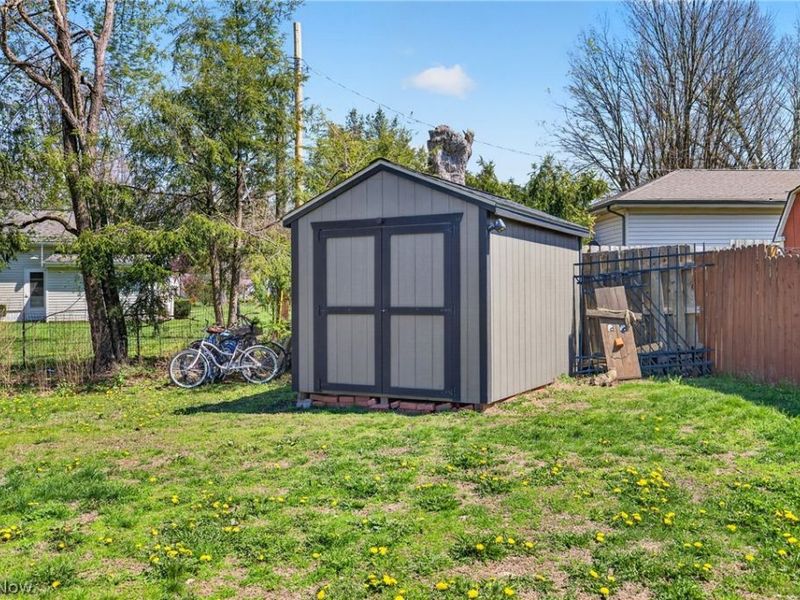 7439 Rockingham Road, Mentor, OH 44060 Photo 13