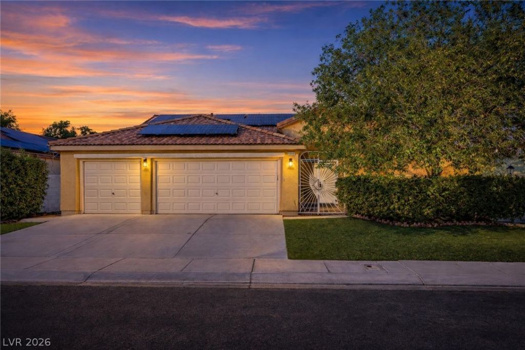 5412 Flying Arrow Place, North Las Vegas, NV 89031 Main Photo