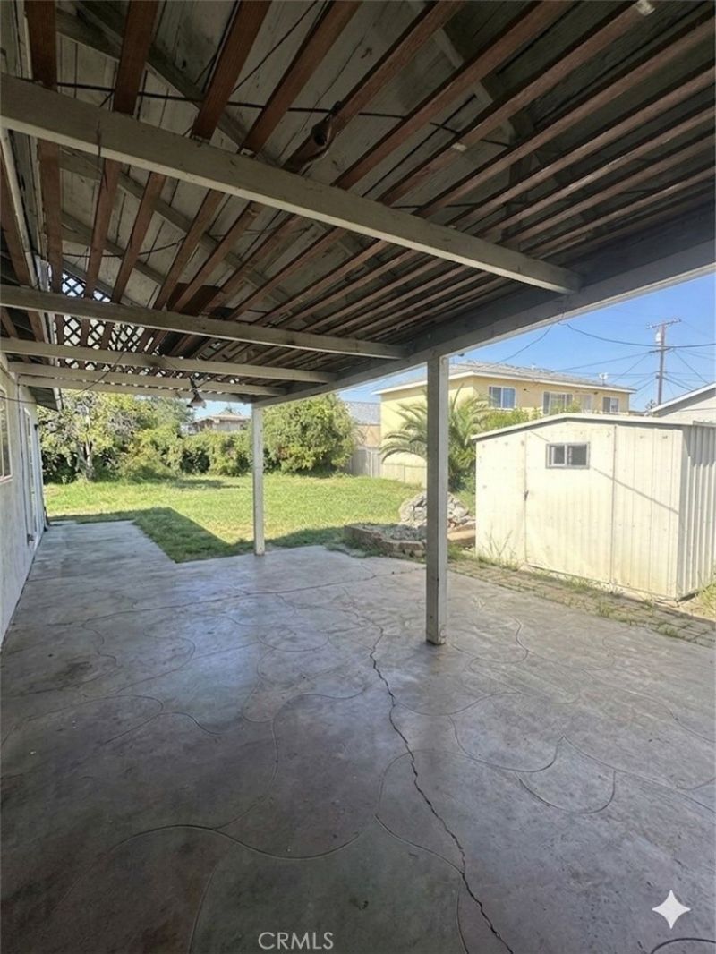 1445 104 St, Los Angeles, CA 90047 Main Photo