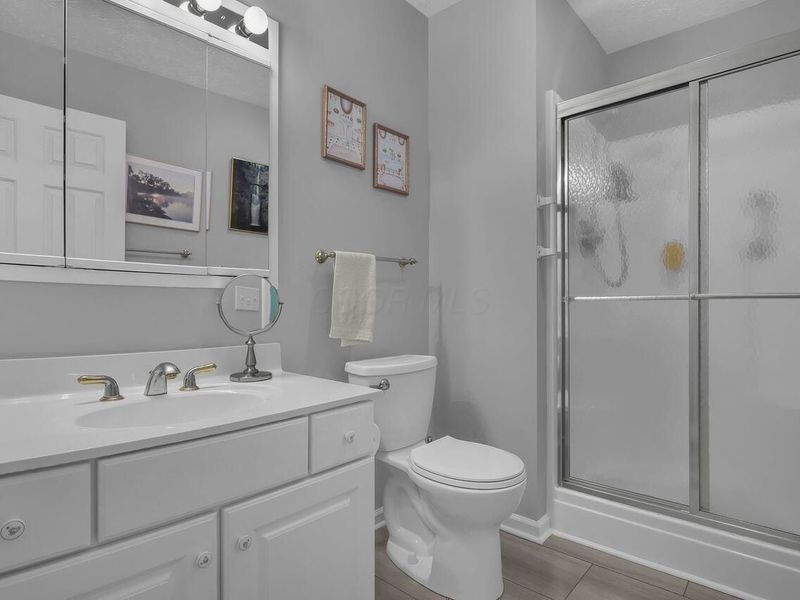 384 Bishop Drive, London, OH 43140 Photo 18