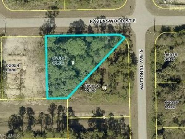 1148 Ravenswood ST E, LEHIGH ACRES, FL 33974