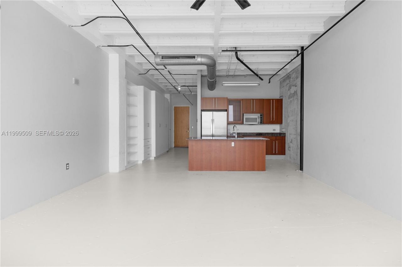 8101 Biscayne Blvd, Unit R-414, Miami, FL 33138 Photo