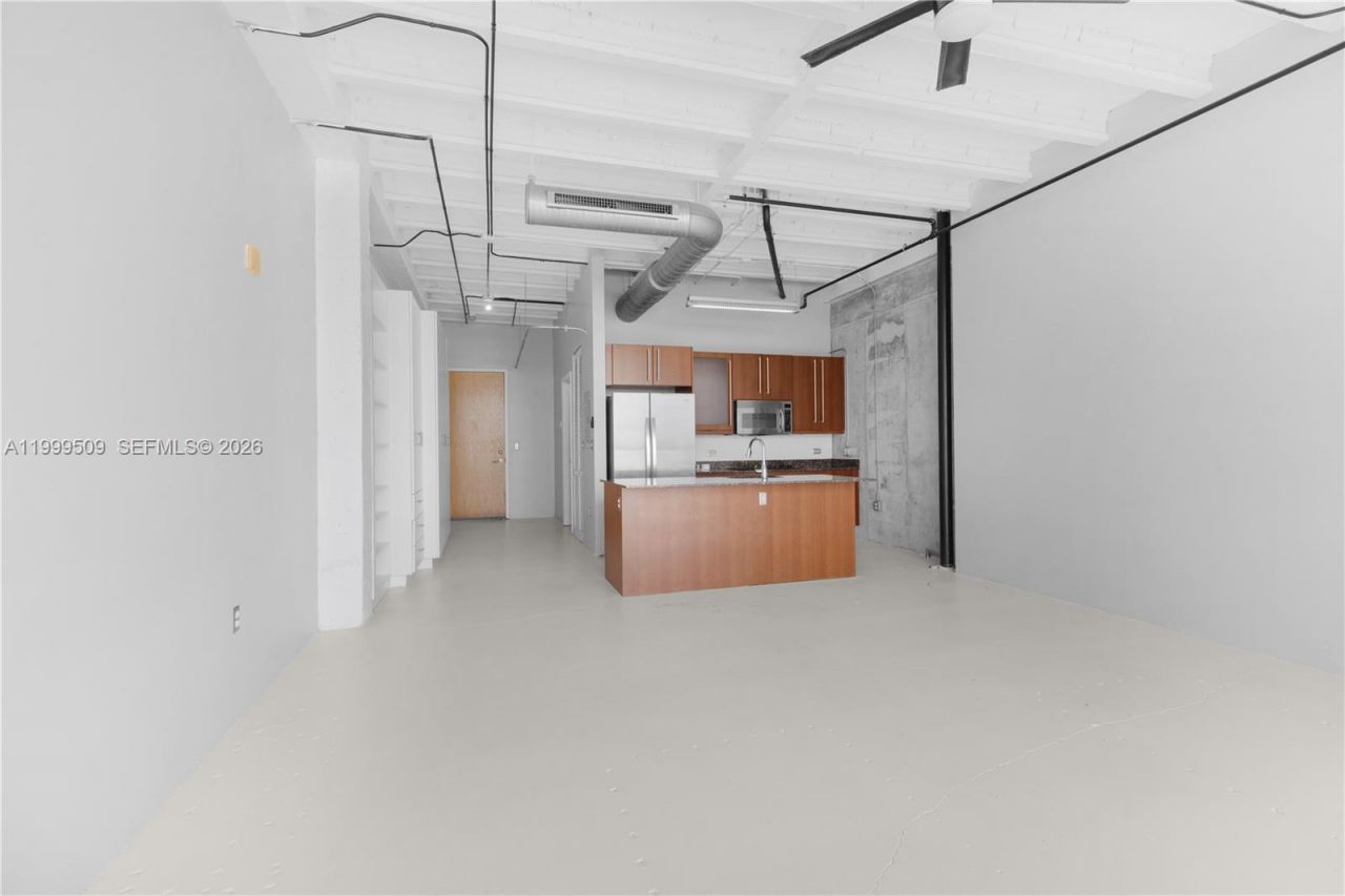 8101 Biscayne Blvd, Unit R-414, Miami, FL 33138 Photo