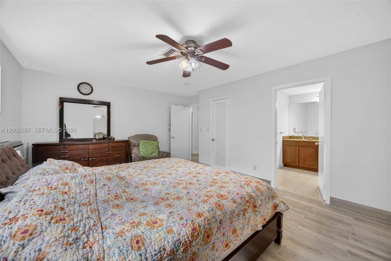 7690 SW 128th St, Pinecrest, FL 33156 Photo