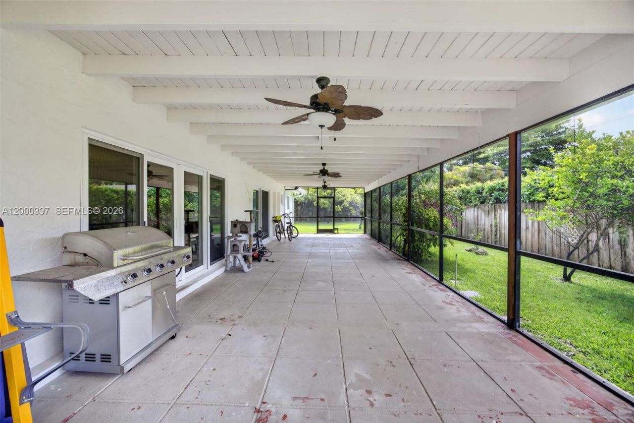 7690 SW 128th St, Pinecrest, FL 33156 Photo