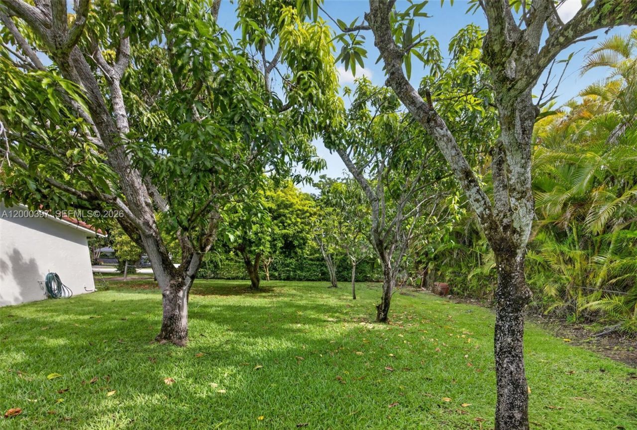 7690 SW 128th St, Pinecrest, FL 33156 Photo