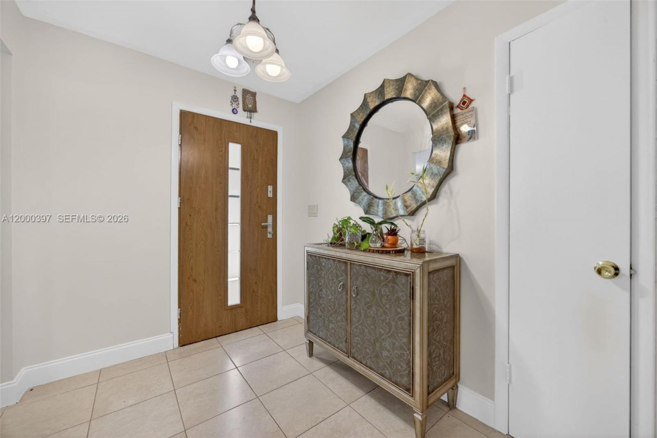 7690 SW 128th St, Pinecrest, FL 33156 Photo