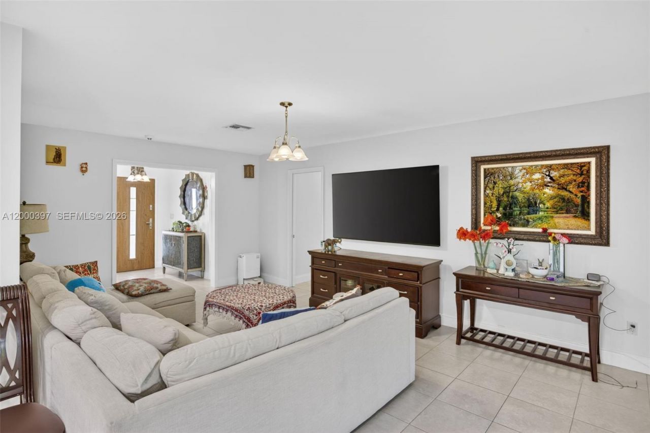 7690 SW 128th St, Pinecrest, FL 33156 Photo