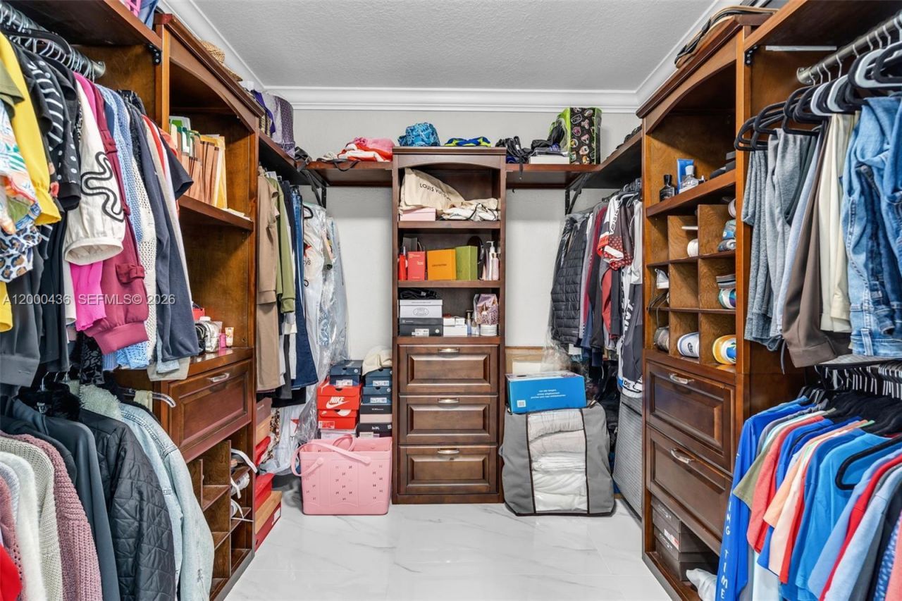 7875 NW 174th Ter, Hialeah, FL 33015 Photo