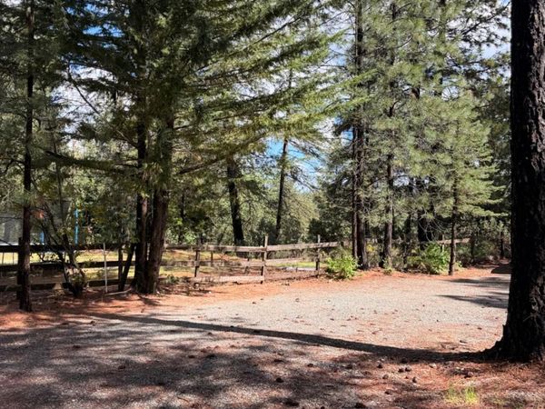 115 Main St, Gold Run, CA 95717