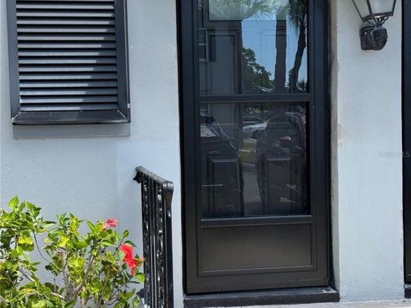 6919 PLACE DE LA PAIX, Unit 6919, ST PETERSBURG, FL 33707