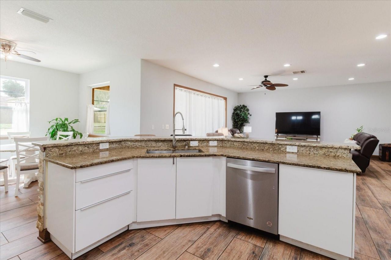 2603 Bismark Drive, Valrico, FL 33596 Photo