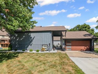 8307 N Chatham Avenue, Kansas City, MO 64151