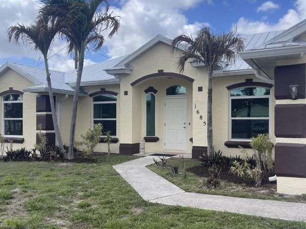 1685 SW Starman Avenue, Port St. Lucie, FL 34953