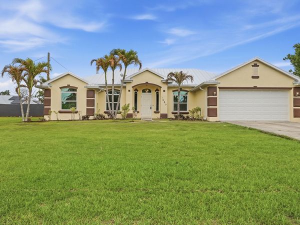 1685 SW Starman Avenue, Port St. Lucie, FL 34953