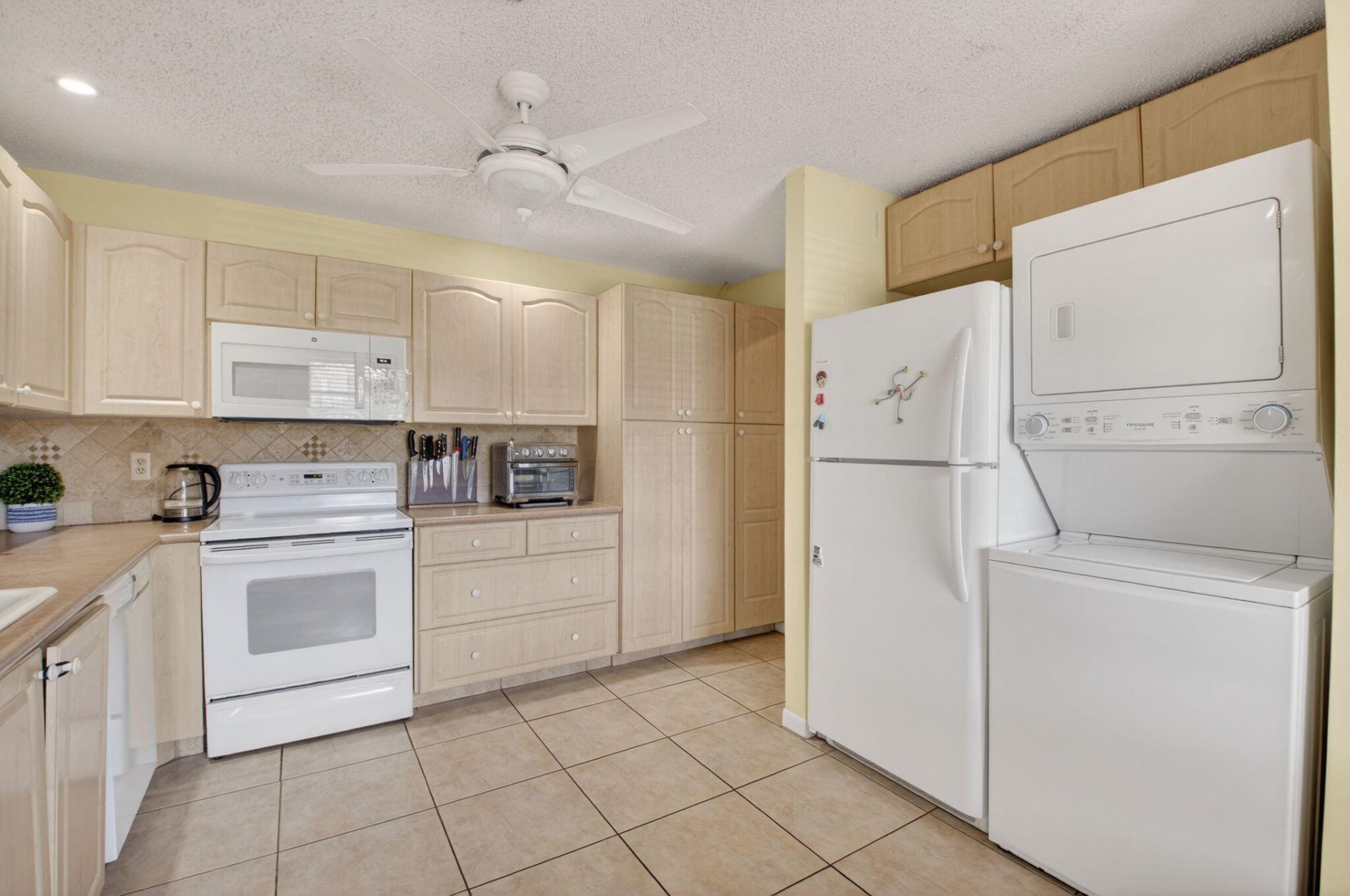 1600 NW 18th Avenue, Unit 104, Delray Beach, FL 33445 Photo