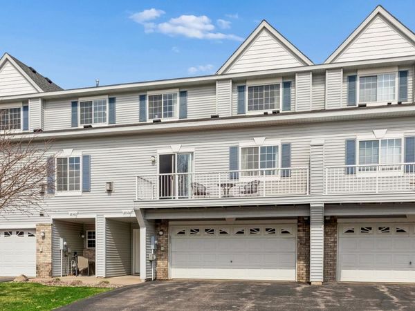 18364 Kerrville Trail, Lakeville, MN 55044