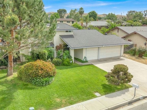 25799 Lawton, Loma Linda, CA 92354