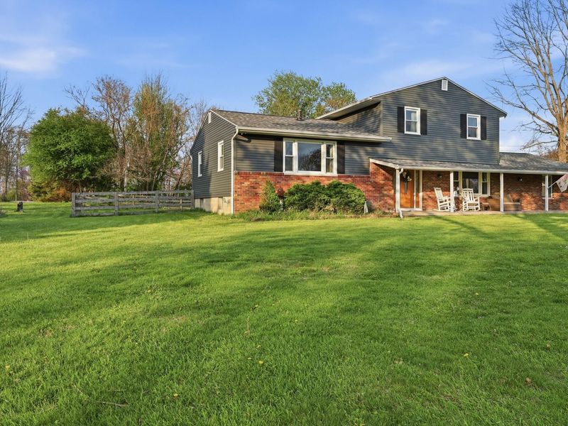 303 Summit Street, Pleasantville, OH 43148 Photo 5