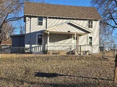313 E Kay Street, Lansing, KS 66043