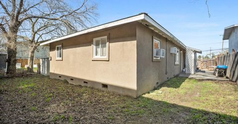 694-698 Eleanor Ave, Sacramento, CA 95815 Photo