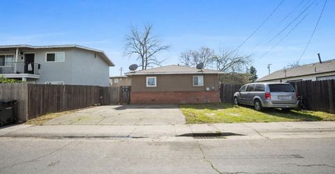 694-698 Eleanor Ave, Sacramento, CA 95815 Photo