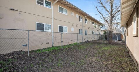 694-698 Eleanor Ave, Sacramento, CA 95815 Photo