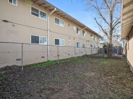 694-698 Eleanor Ave, Sacramento, CA 95815 Photo