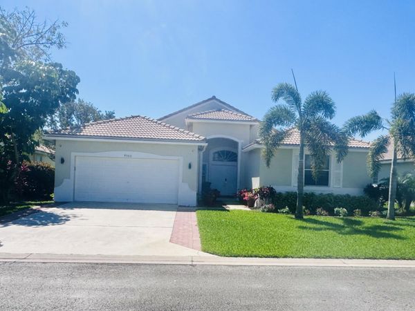 9360 Cove Point Circle, Boynton Beach, FL 33472