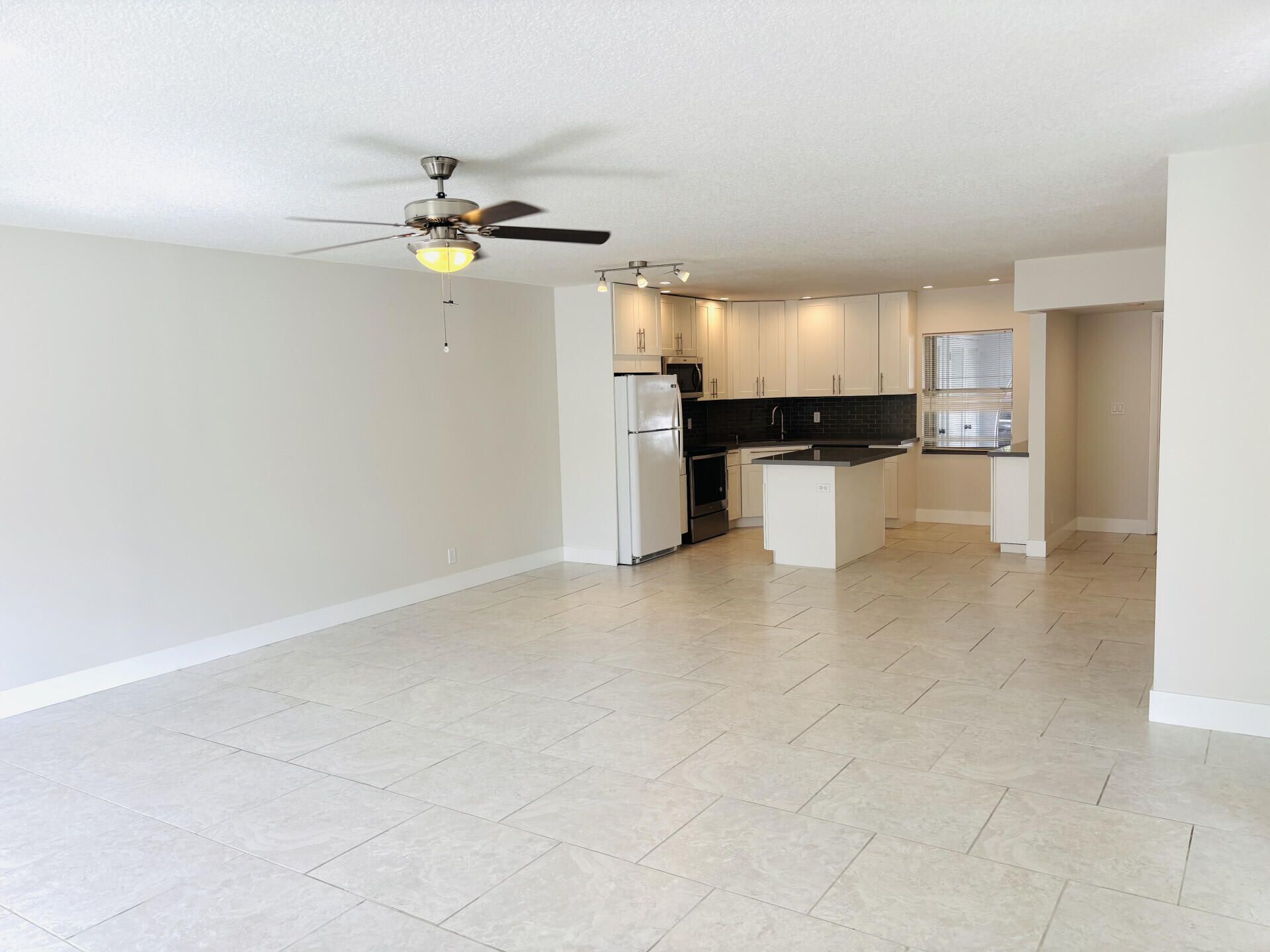3851 NW 84th Avenue, Unit 1a, Sunrise, FL 33351 Photo