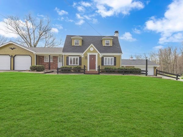 6097 Tuscarawas Road, Industry, PA 15052