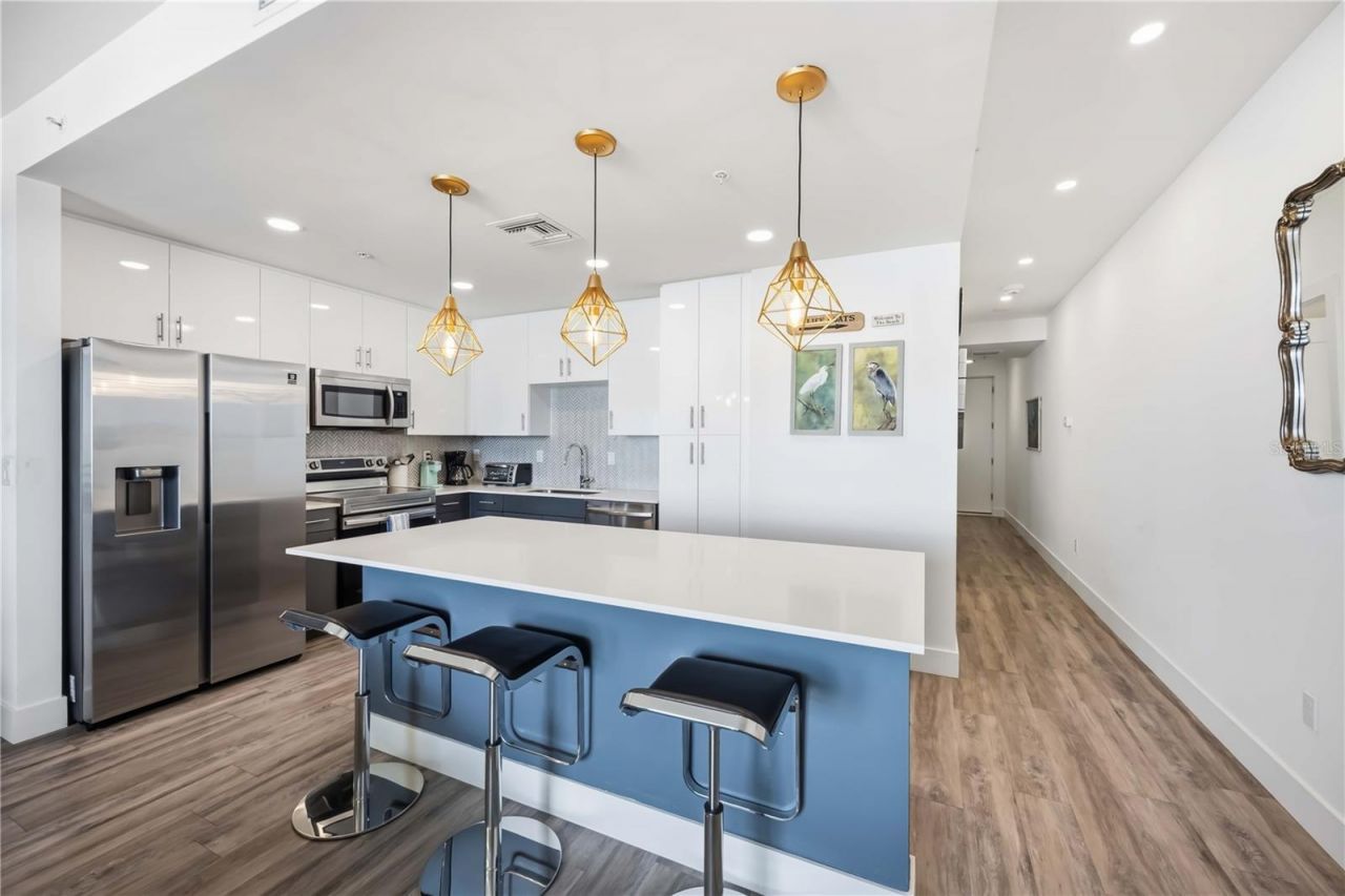 1703 N Tamiami Trail, Unit 406, Sarasota, FL 34234 Photo