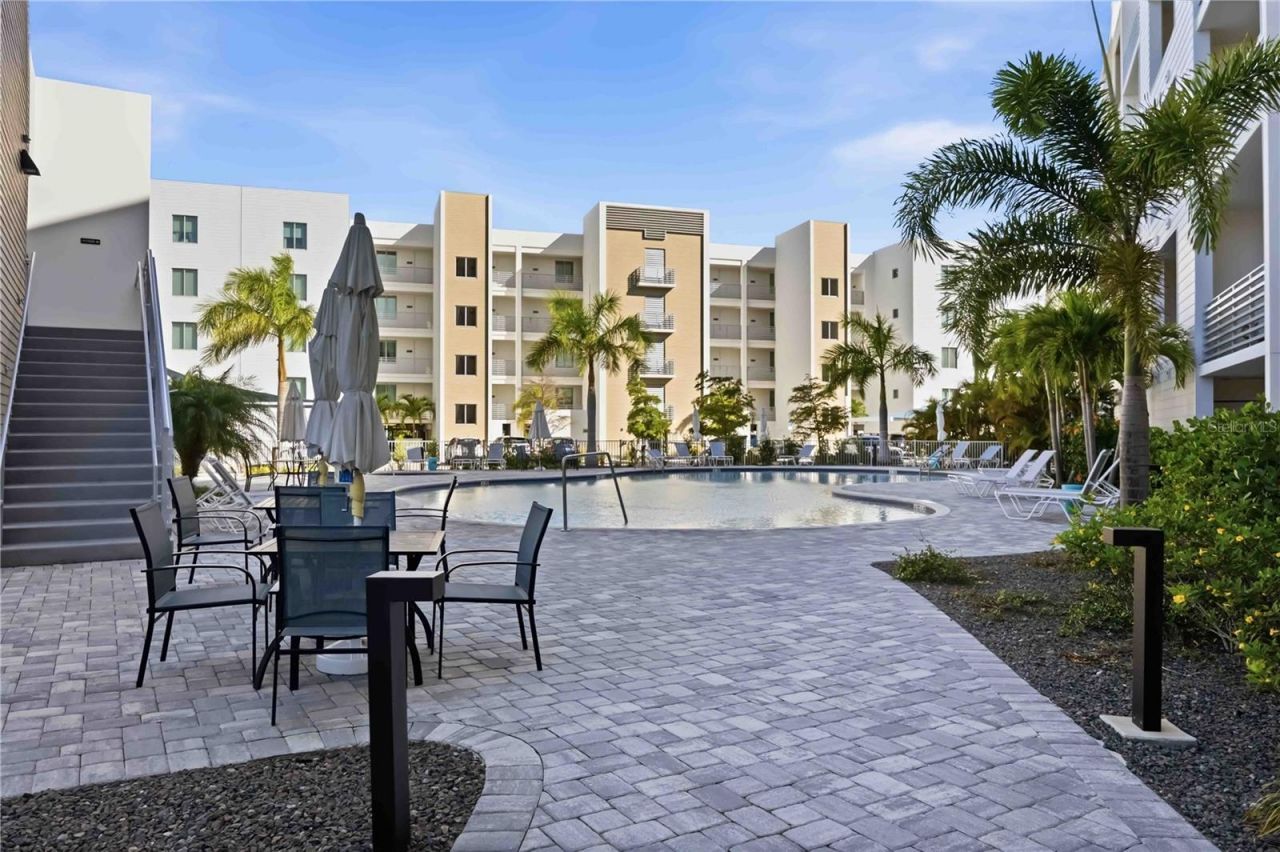 1703 N Tamiami Trail, Unit 406, Sarasota, FL 34234 Photo
