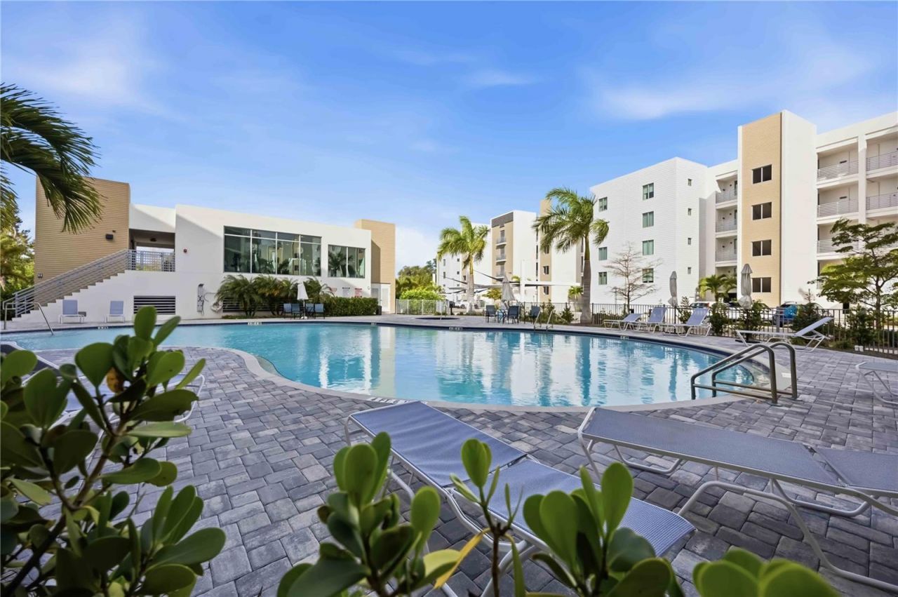 1703 N Tamiami Trail, Unit 406, Sarasota, FL 34234 Photo